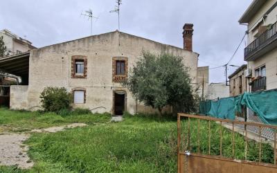 Masia a Breda (Sant Pere, 2)